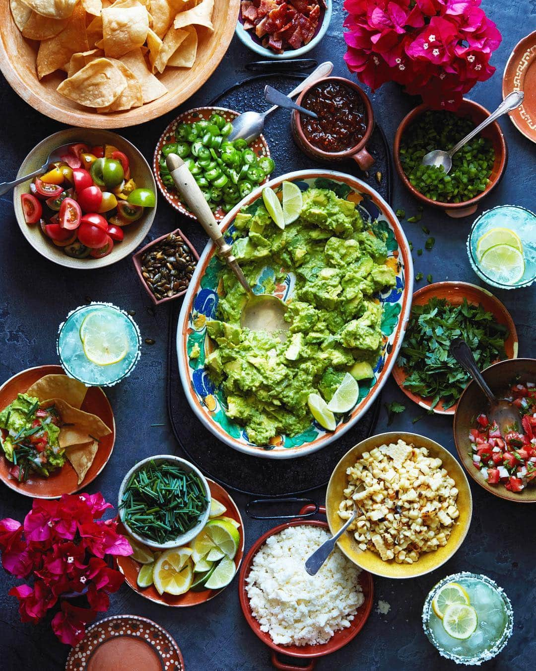 Gaby Dalkinさんのインスタグラム写真 - (Gaby DalkinInstagram)「The only proper way to lunch on a Sunday: GUACAMOLE BAR! 🥑🥑🥑」5月6日 4時07分 - whatsgabycookin