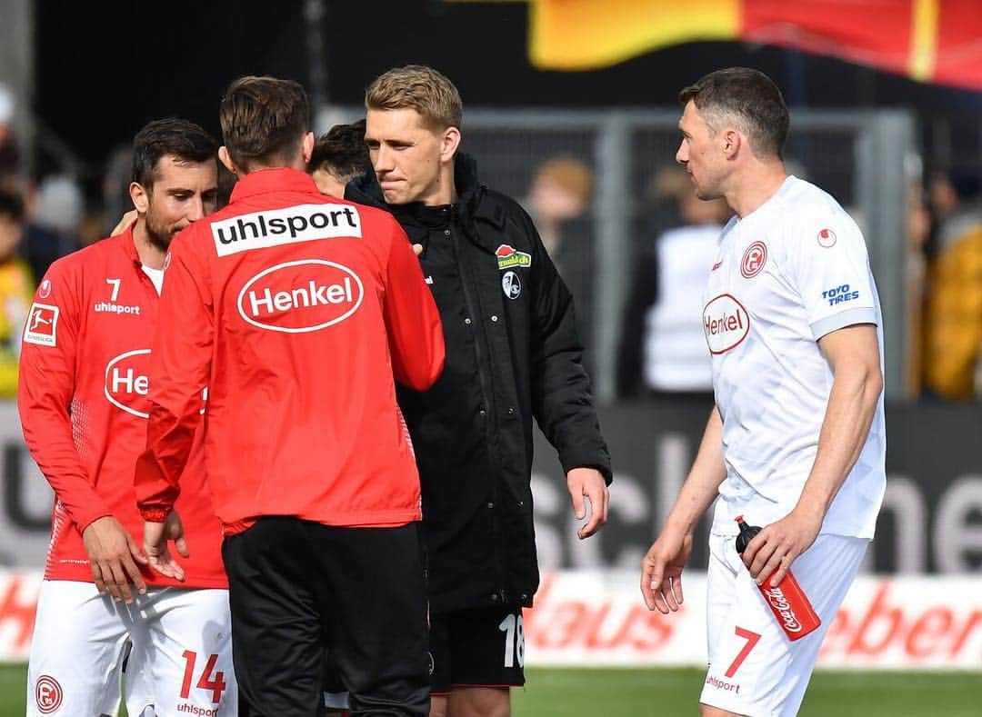 ニルス・ペテルセンのインスタグラム：「#Klassenerhalt 👍🏻👌🏻💪🏻 #SCF #DankeFürEurenSupport #SCFreiburg #StolzAufDieseMannschaft #SchönWiederBeimTeamZuSein #Saisonendspurt #SCFF95 #NP18」