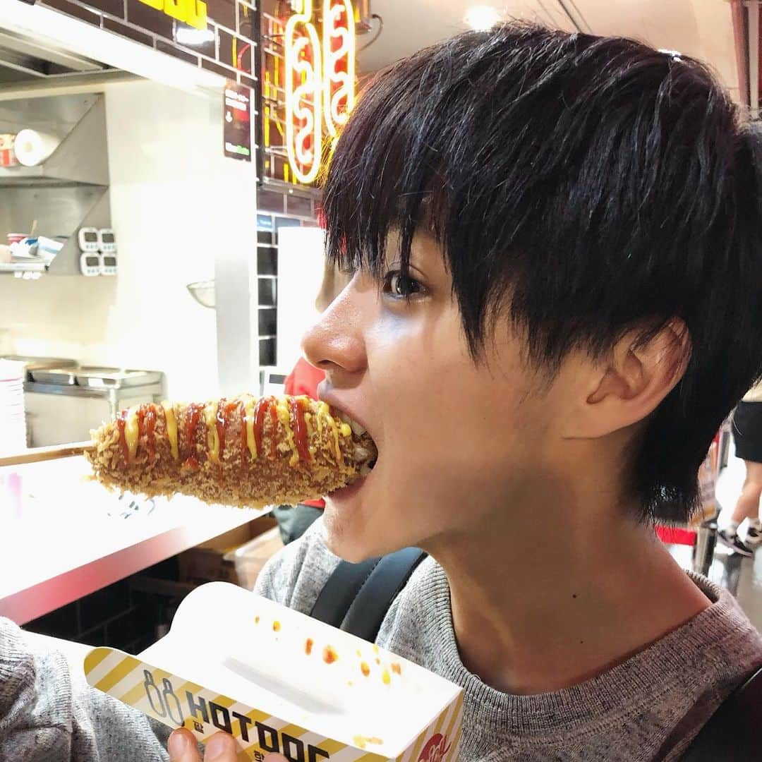 醍醐虎汰朗さんのインスタグラム写真 - (醍醐虎汰朗Instagram)「🌭 人生2度目の #チーズハットグ」5月5日 20時13分 - daigo_kotaro