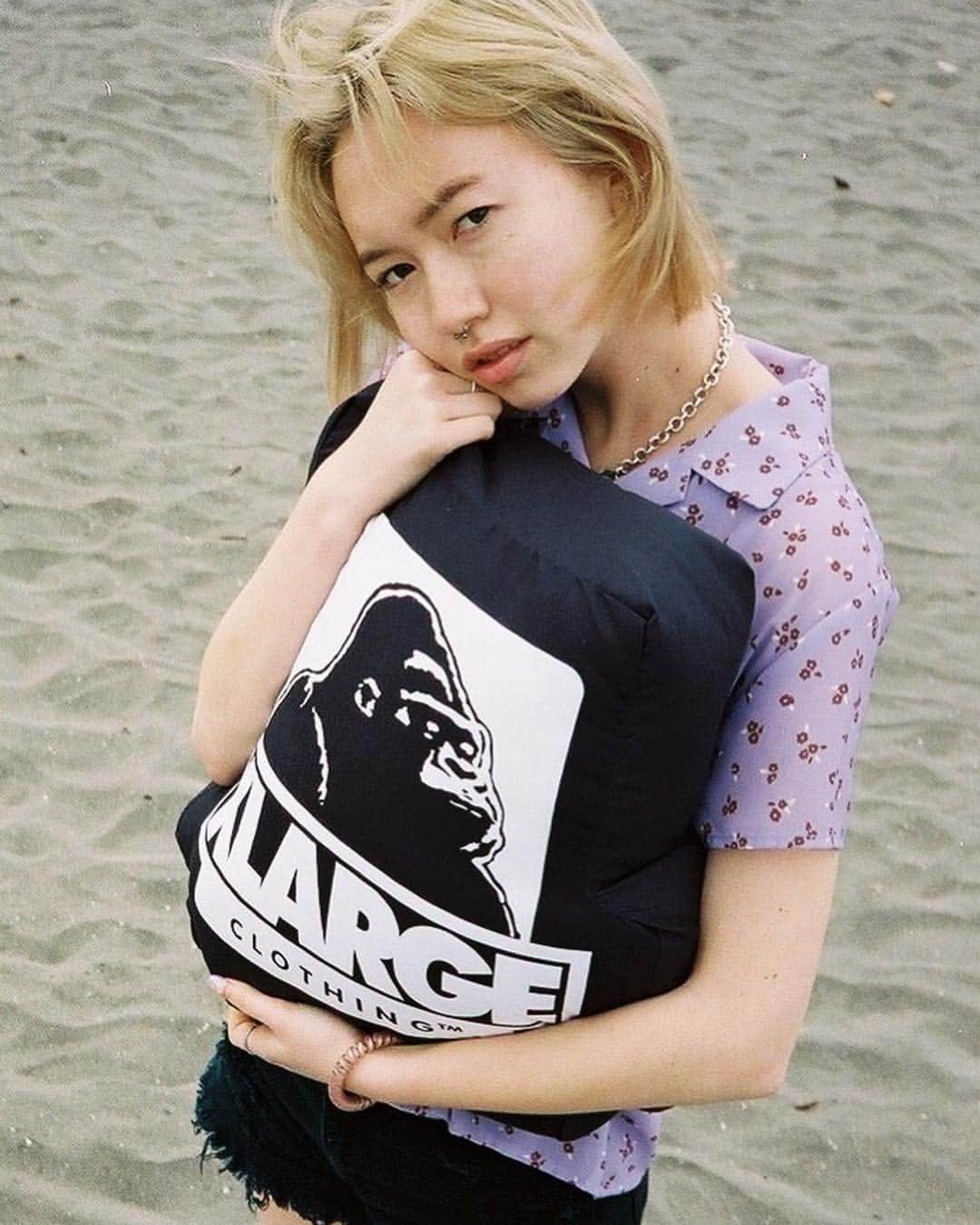 XLARGE®︎ SNAP XLARGE®︎ official SNAP instagramさんのインスタグラム写真 - (XLARGE®︎ SNAP XLARGE®︎ official SNAP instagramInstagram)「STYLE @ashley__0625  PHOTO BY @fuckingshun S/S OPEN COLLAR SHIRT ¥13,000＋TAX --- @xlargejp #xlarge  #xlargejp #xlarge_snap」5月5日 20時14分 - xlarge_snap