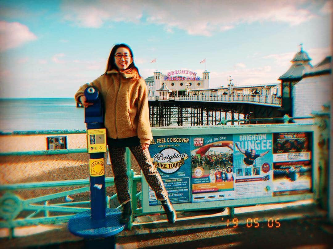 Rie fuさんのインスタグラム写真 - (Rie fuInstagram)「Brighton🎪 #UK #sunny #for3minutes #seaside #brighton #weekend #daytrip」5月5日 20時29分 - riefuofficial