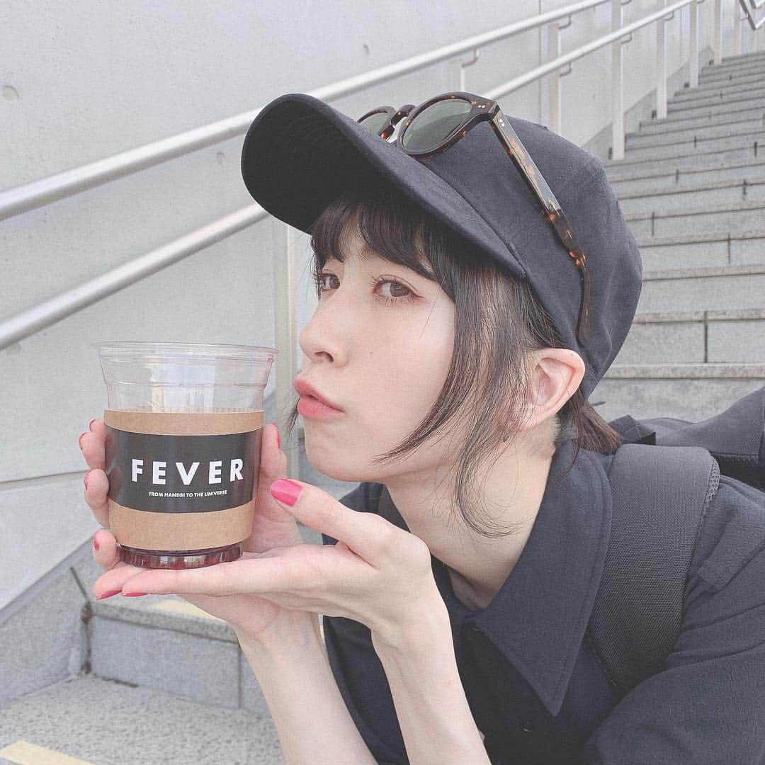 うちだゆうほさんのインスタグラム写真 - (うちだゆうほInstagram)「今日も #ビバラ 🍷」5月5日 20時36分 - uchidayuho