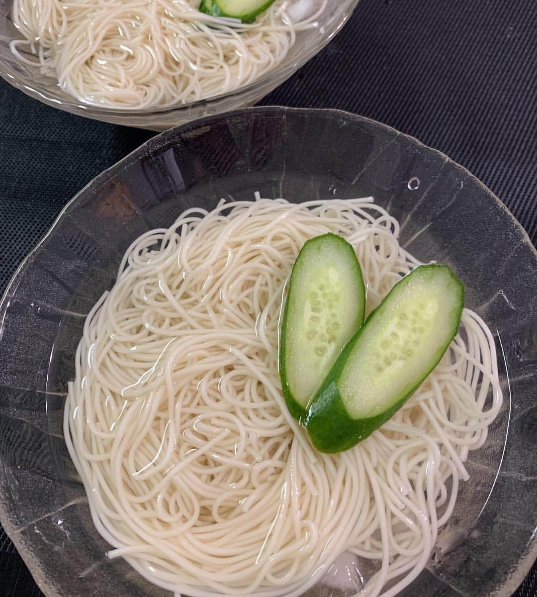 水谷雅子さんのインスタグラム写真 - (水谷雅子Instagram)「#晩御飯#おうちごはん #dinner  #リクエスト晩御飯 #そうめん #アジの和風おろしハンバーグ #アジのハンバーグ #万能かけぽん #シュガーレディ#sugarlady  #アボカドとトマトのサラダ #水谷雅子#水谷雅子beautybook50の私」5月5日 20時48分 - mizutanimasako
