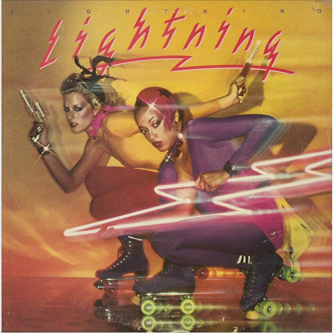 パット・マグラスさんのインスタグラム写真 - (パット・マグラスInstagram)「LIGHTNING FLASH ⚡️⚡️⚡️ Lightning by Lightning, released 14 August 1979 ⚡️⚡️⚡️ #TurnYourLips on with NEW #BlitzTrance Lipstick Shades available 6.6.19 - EXCLUSIVELY at PATMcGRATH.COM.」5月5日 20時58分 - patmcgrathreal