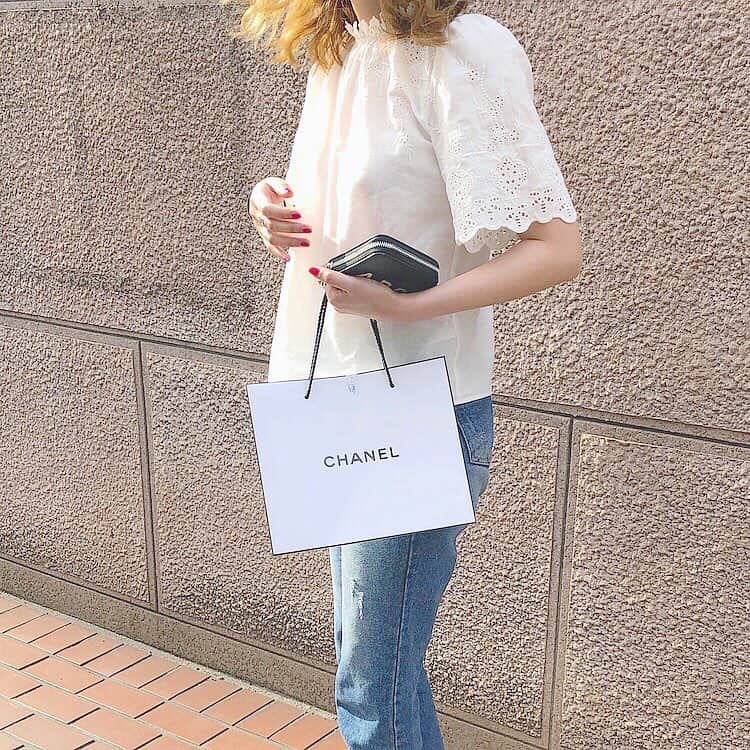 Maiさんのインスタグラム写真 - (MaiInstagram)「・ 昨日の🛍💫 ・ ブログに詳しく書きました✍️ #chanel #chanelbeauty」5月5日 21時16分 - maimaimai1016