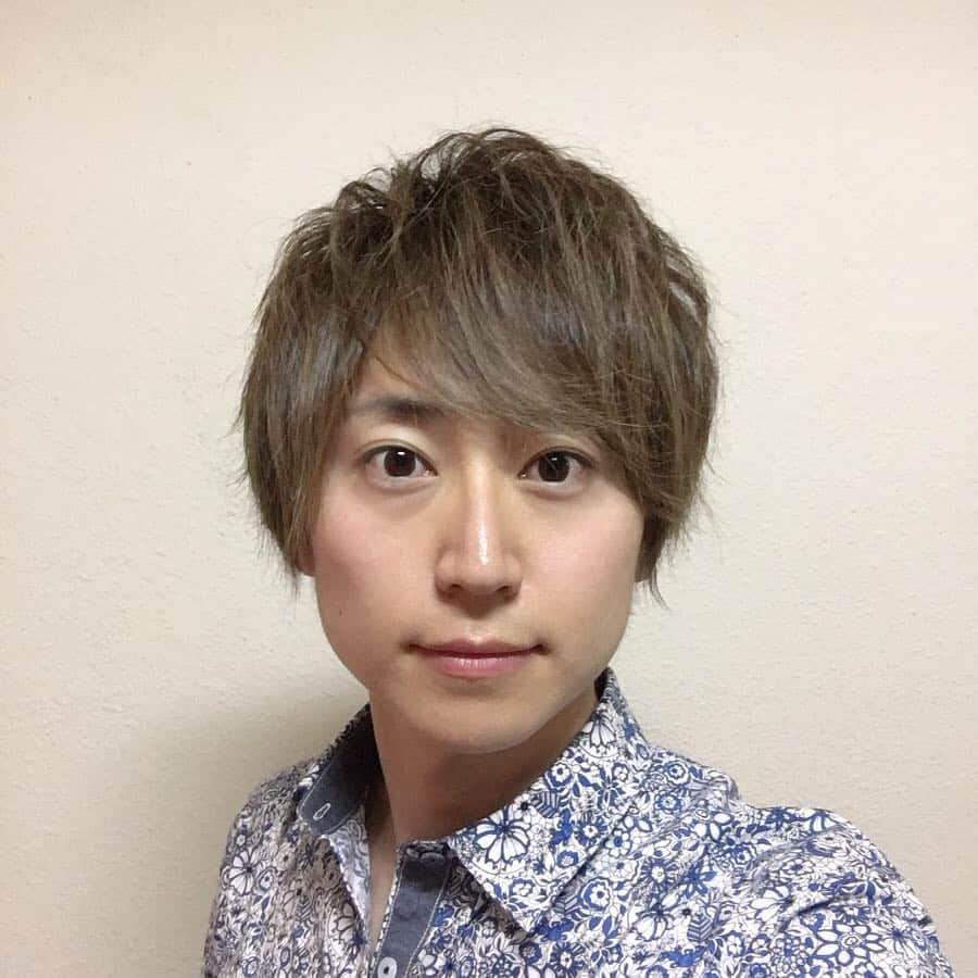 関義哉のインスタグラム：「髪の毛 重たいなりに #髪の毛アレンジ #髪の毛セット #へああれんじ #へあーすたいる ・ #関義哉 #yoshiya #seki ・ #instagood #followme #粉我 #フォロー募集 #フォロワー増やしたい #フォロー歓迎  #follow_me #followmeplease #フォロー大歓迎  #いいね #likeforfollow #likeforlikes  #音楽好きな人と繋がりたい #ダンス好きな人と繋がりたい #京都 #kyoto #元新選組リアン #新撰組 #新選組」