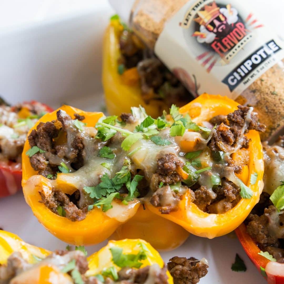 Flavorgod Seasoningsさんのインスタグラム写真 - (Flavorgod SeasoningsInstagram)「✴️Smoky Mexican Stuffed Peppers⁣ .⁣ Made with:⁣ 👉 #flavorgod Chipotle⁣ 👉 #flavorgod Pink Salt & Pepper⁣ -⁣ On Sale here ⬇️⁣ Click the link in the bio -> @flavorgod⁣ www.flavorgod.com⁣ .⁣ Ingredients:⁣ 1 lb grassfed ground beef⁣ 3 bell peppers (red, yellow, orange), sliced in half⁣ 1 cup red onion, diced⁣ 1 jalapeno, minced, seeds removed (or not!)⁣ 2 garlic cloves, minced⁣ 2 tbsp FlavorGod Chipotle⁣ 1 tsp cumin, ground⁣ 2 tbsp chipotle tomato paste (or regular)⁣ 1 tsp FlavorGod Pink S+P⁣ 2 tbsp @omgheebutter⁣ 1/2 cup raw cheddar, shredded⁣ cilantro and lime for garnish⁣ -⁣ Directions:⁣ Preheat oven to 350F degrees. Place all but one bell pepper halves in a baking dish and sprinkle with pink s+p. Bake for about 5 minutes. Remove and set aside.⁣ Meanwhile, dice the remaining bell pepper half, set aside.⁣ Heat skillet over medium heat, add 2 tbsp ghee and then ground beef. Season with chipotle, cumin, and pink s+p and brown beef, stirring occasionally. Add diced red onions, diced bell pepper, and jalapeno and cook another 3-4 minutes. Next, add chipotle tomato paste and minced garlic, cook another few minutes.⁣ Spoon meat mixture into bell pepper shells and bake for about 10 minutes. Then add shredded cheese and cook another minute or just until melted.⁣ Garnish with cilantro and lime juice if desired!⁣ -⁣ -⁣ #food #foodie #flavorgod #seasonings #glutenfree #keto #paleo  #foodporn #mealprep #kosher ⁣」5月5日 22時00分 - flavorgod