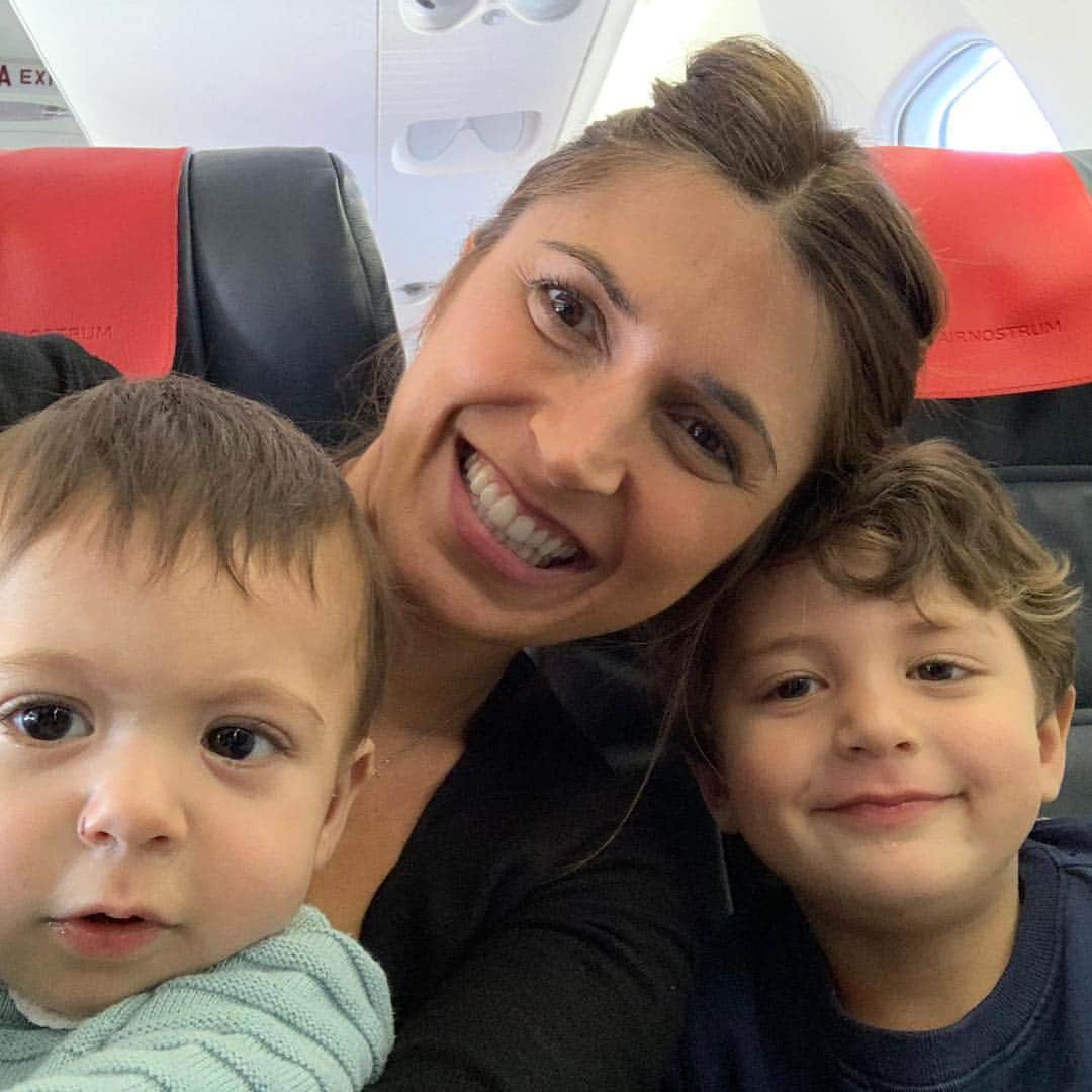 のインスタグラム：「Felicidades a las mejores madres del 🌍.os quiero❤️❤️」