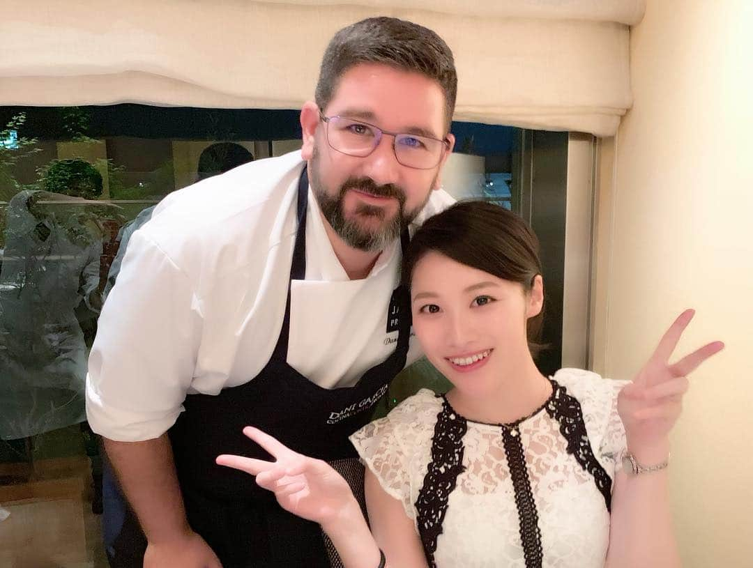 春原未来さんのインスタグラム写真 - (春原未来Instagram)「#danigarcia #chef #spanish #2shot #春原未来 #thankyousomuch . #感動 しきり #素晴らしい #お料理 でした！ #ペアリング #pairing もたくさん飲めて #幸せ ♡ . #rodai #赤ワイン #ミシュラン #michelin #三ツ星 #3stars #トマト #tomato #最高 #毎週行きたい #cookjapanproject #日本橋 #幸せ #コレド室町 #coredo室町 #ポケットコンシェルジュ #pocketconcierge #期間限定」5月5日 23時29分 - sunohara_miki