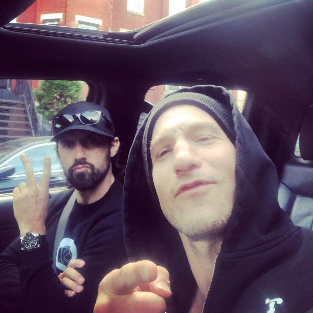 ジョン・バーンサルさんのインスタグラム写真 - (ジョン・バーンサルInstagram)「Mi. To the Low.  Love you man. @miloanthonyventimiglia」5月5日 23時24分 - jonnybernthal