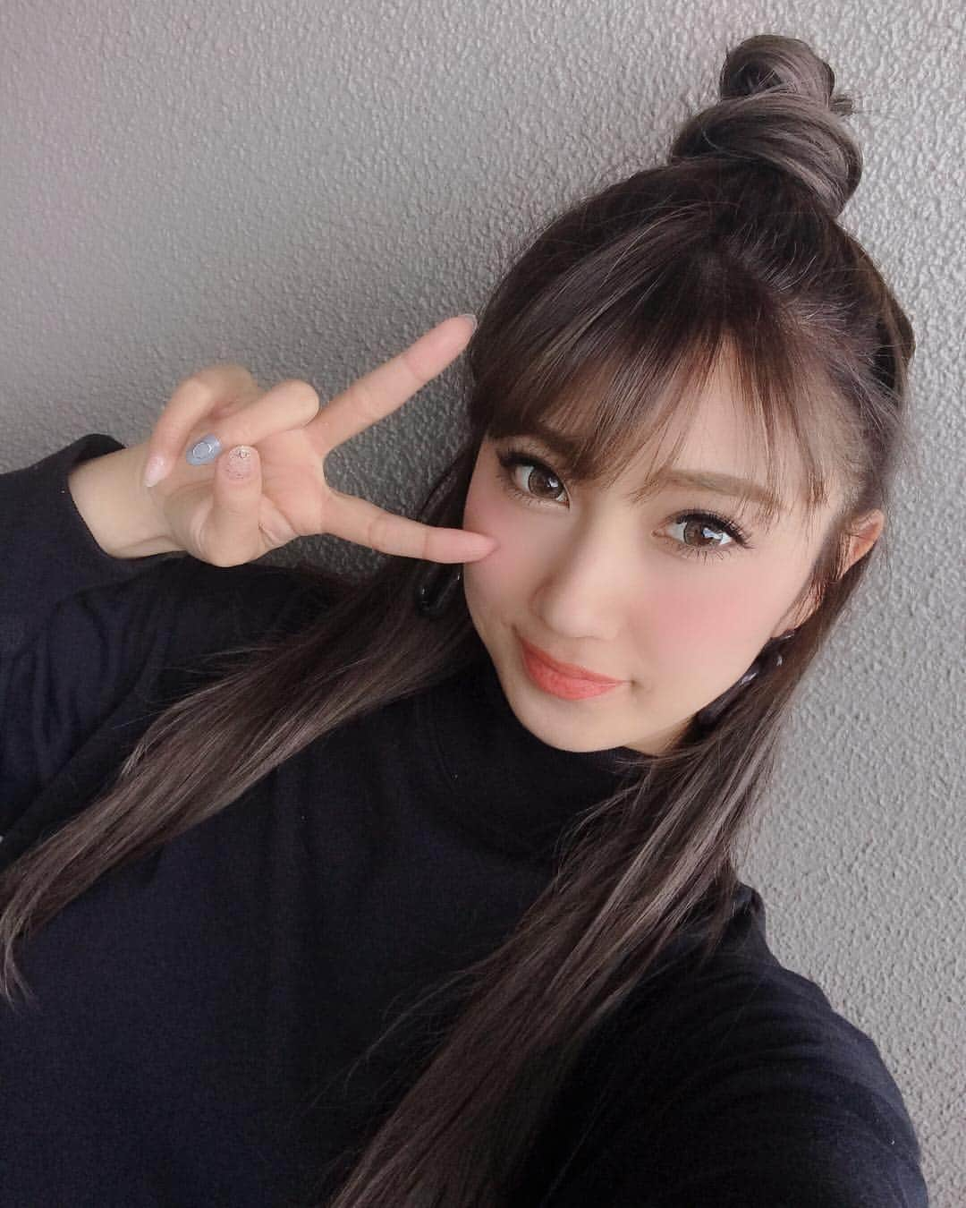 YUMIKAさんのインスタグラム写真 - (YUMIKAInstagram)「GWもあと1日で終わっちゃうね🐰 みんながそれぞれに充実した時間を 過ごせますよーに🙇‍♀️✨✨ ちなみにさり気なく何気なく 髪色変えてみました👩‍🍳 #cyberjapan #cyberjapandancers #サイバージャパン #サイバージャパンダンサーズ #cjd_yumika」5月5日 23時26分 - yumika_black