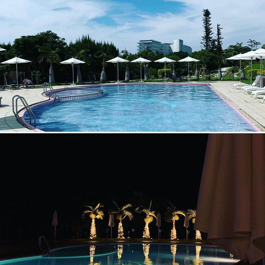 センチュリオンホテル&リゾートヴィンテージ沖縄美ら海のインスタグラム：「当ホテルの屋外プールです。🏖🏊‍♀️ 沖縄はもう屋外のプールを楽しめますよ〜💦💦 プールサイドでのんびりするのがいかがでしょうか？  夜になったら、キラキラで綺麗です。 ✨✨✨ ＊屋外プールのご利用はご宿泊者様限定です。 #センチュリオンホテル #センチュリオンホテル沖縄美ら海 #centurionhotel #centurionhotelokinawachuraumi」