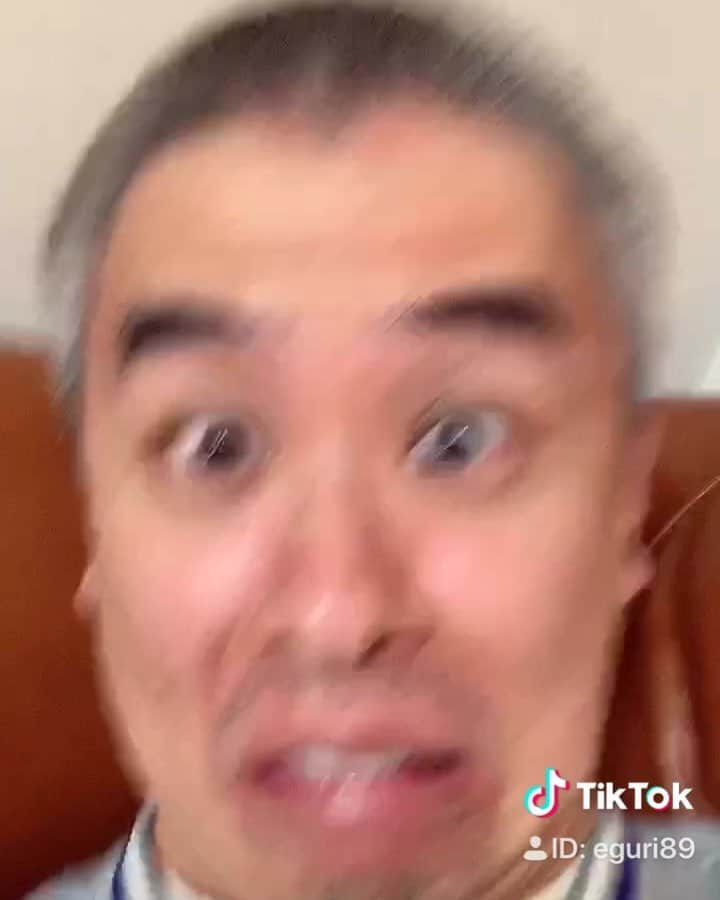 瀬戸弘司のインスタグラム：「ウインクゲームだってさー  #tiktok」