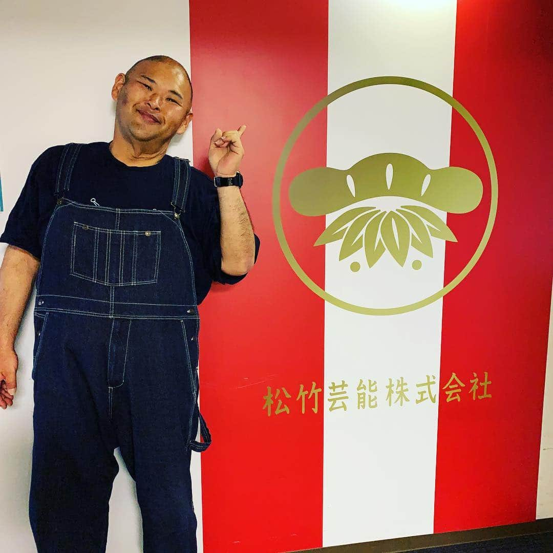 HIROさんのインスタグラム写真 - (HIROInstagram)「よみうりランド＆岩手県(*ﾟ▽ﾟ*) #よみうりランド #アシカショー #東京 #岩手県 #イベント #盛岡冷麺 #美味い #ショッピングモール」5月5日 23時55分 - hiro19770420