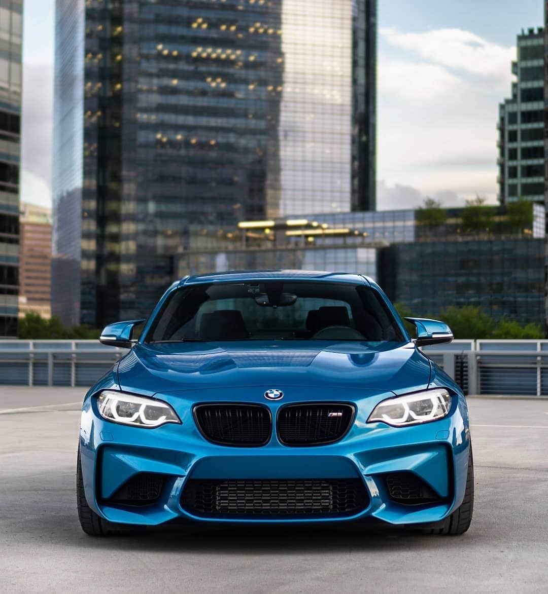 BMWのインスタグラム：「Upgrade your desires, you can achieve. The BMW M2 Coupé. #BMWrepost @dr_m2sko #BMW #M2 #BMWM __ BMW M2 Coupé: Fuel consumption in l/100 km (combined): 8.5. CO2 emissions in g/km (combined): 199. The values of fuel consumptions, CO2 emissions and energy consumptions shown were determined according to the European Regulation (EC) 715/2007 in the version applicable at the time of type approval. The figures refer to a vehicle with basic configuration in Germany and the range shown considers optional equipment and the different size of wheels and tires available on the selected model. The values of the vehicles are already based on the new WLTP regulation and are translated back into NEDC-equivalent values in order to ensure the comparison between the vehicles. [With respect to these vehicles, for vehicle related taxes or other duties based (at least inter alia) on CO2-emissions the CO2 values may differ to the values stated here.] The CO2 efficiency specifications are determined according to Directive 1999/94/EC and the European Regulation in its current version applicable. The values shown are based on the fuel consumption, CO2 values and energy consumptions according to the NEDC cycle for the classification. For further information about the official fuel consumption and the specific CO2 emission of new passenger cars can be taken out of the „handbook of fuel consumption, the CO2 emission and power consumption of new passenger cars“, which is available at all selling points and at https://www.dat.de/angebote/verlagsprodukte/leitfaden-kraftstoffverbrauch.html.」