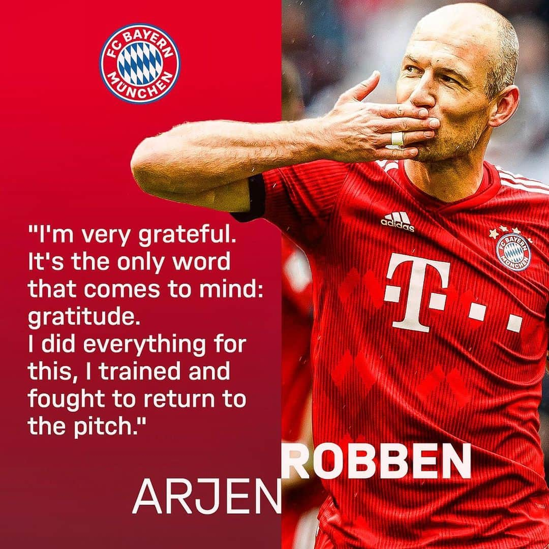 バイエルン・ミュンヘンさんのインスタグラム写真 - (バイエルン・ミュンヘンInstagram)「😘 Great to have you back on the pitch, @arjenrobben! 👏🏻 #MiaSanMia #MrWembley . . . #Comeback #ComeBackStronger #Robben #derArjenhatsgemacht #legend #football #UCL #Bundesliga #FCBayern #packmas #happy #love #quoteoftheday #🔴⚪️ #♥️ #😍」5月6日 0時32分 - fcbayern