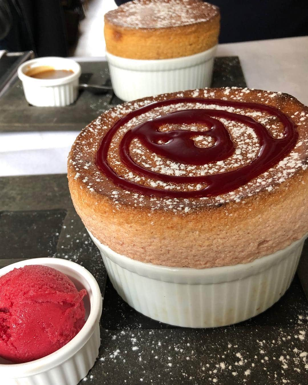 アイナ・ガーテンさんのインスタグラム写真 - (アイナ・ガーテンInstagram)「An amazing soufflé with strawberries & rhubarb.  Oui, merci!! #paris」5月6日 0時42分 - inagarten