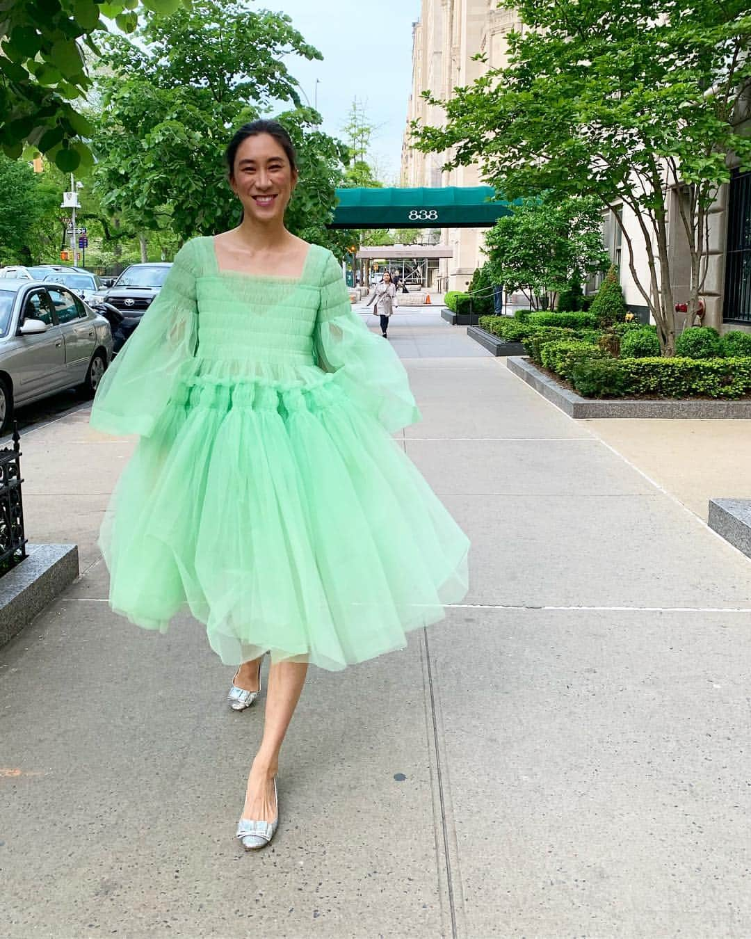 エヴァ・チェンさんのインスタグラム写真 - (エヴァ・チェンInstagram)「In what Ren called a “fairy princess queen ballerina” look last night! Dress by @mollygoddard!」5月6日 1時15分 - evachen212