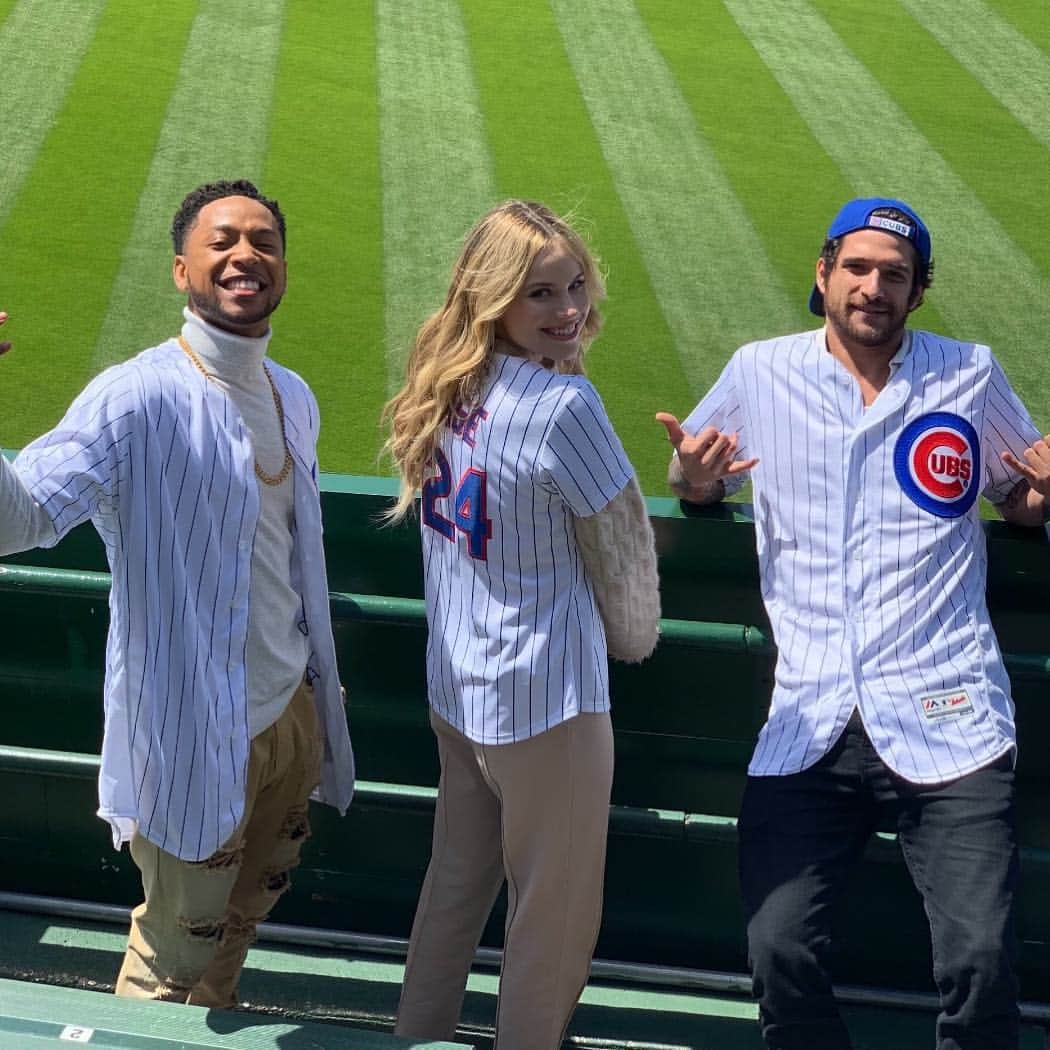 ハルストン・セイジのインスタグラム：「Thank you @cubs」