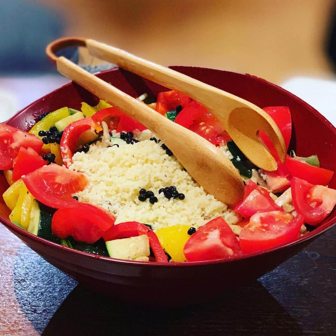 松尾貴史さんのインスタグラム写真 - (松尾貴史Instagram)「知人宅で、夕刻よりご飯会。料理のグレードが半端ではなく、至福の6時間！」5月6日 2時07分 - kitsch.matsuo