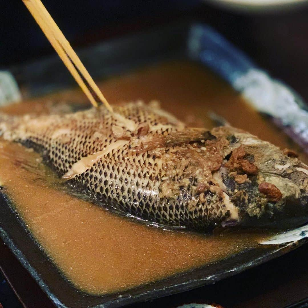 松尾貴史さんのインスタグラム写真 - (松尾貴史Instagram)「知人宅で、夕刻よりご飯会。料理のグレードが半端ではなく、至福の6時間！」5月6日 2時07分 - kitsch.matsuo