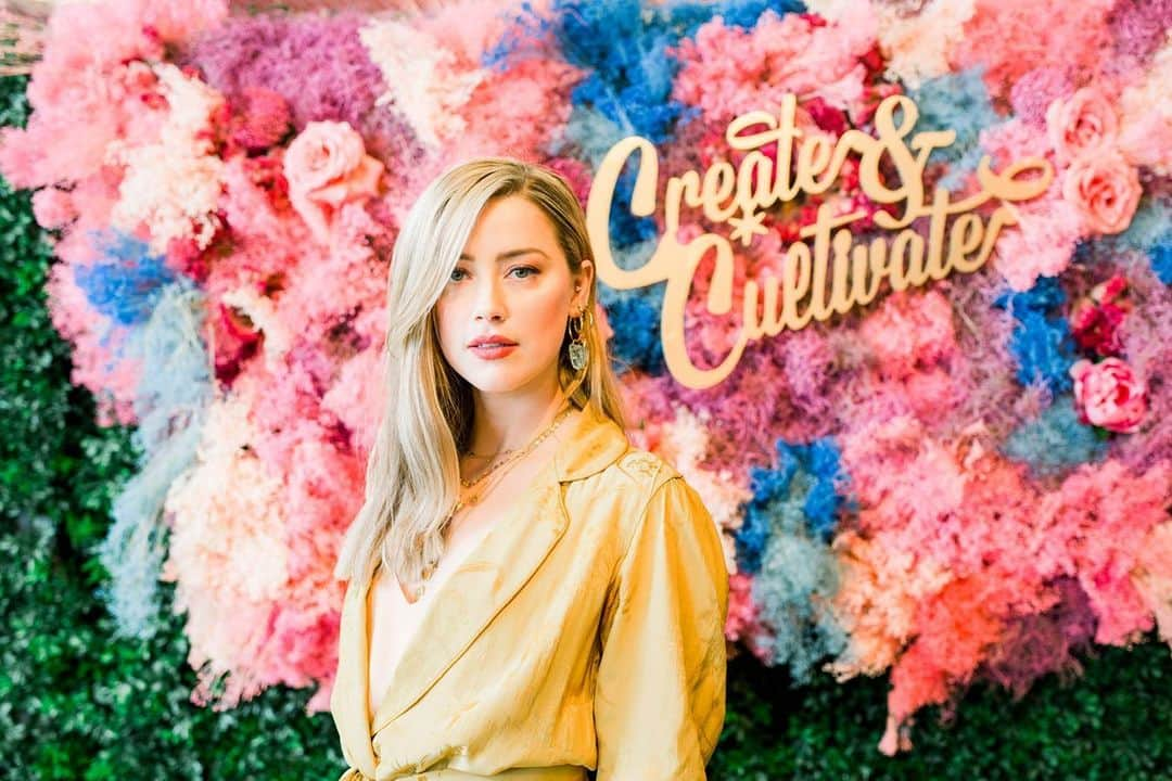 アンバー・ハードさんのインスタグラム写真 - (アンバー・ハードInstagram)「Yesterday at the Create & Cultivate x I Am A Voter event. Special thanks to @mandanadayani for moderating, and @createcultivate @jaclynrjohnson @jennifermglen @iamavoter for giving women a space to be heard. 📷 @smithhousephoto」5月6日 3時07分 - amberheard