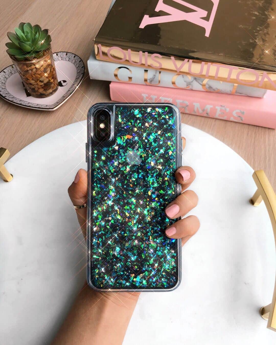 VELVETCAVIARさんのインスタグラム写真 - (VELVETCAVIARInstagram)「Life is so boring when you don't have an online order to look forward to. 💕 What's our most recent case / grip ring you've ordered from us? ⠀⠀⠀⠀⠀⠀⠀⠀⠀ ⠀⠀⠀⠀⠀⠀⠀⠀⠀ Shop our Holo Flakes Case 👉 @velvetcaviar. #velvetcaviar」5月6日 3時01分 - velvetcaviar