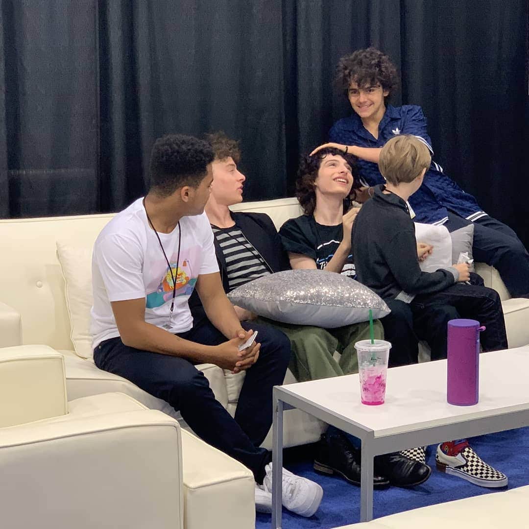ワイヤット・オレフのインスタグラム：「1/2 posts about @fanexpodallas . Had a great time seeing everyone and meeting new people!」