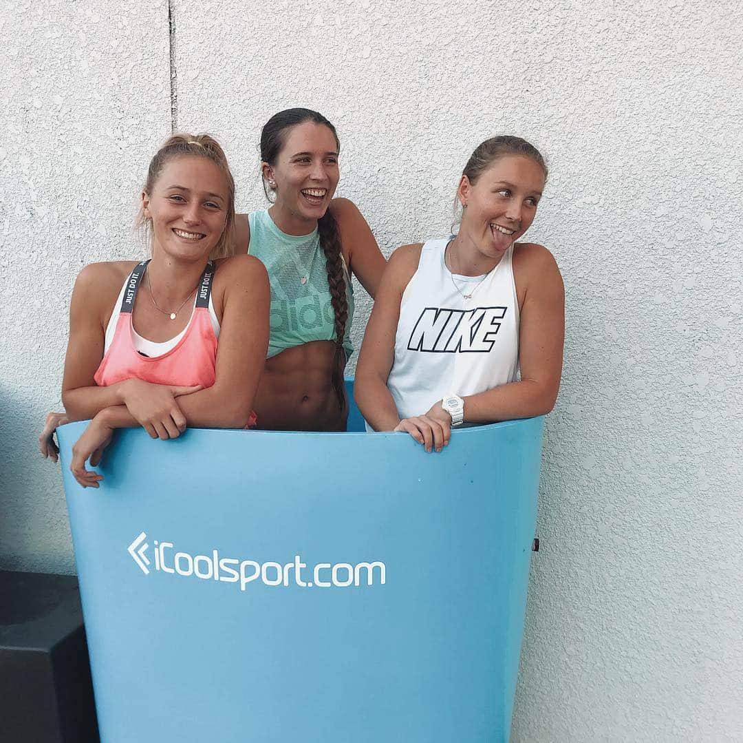 Maddie COATESさんのインスタグラム写真 - (Maddie COATESInstagram)「Stoked to be on this incredible journey with such a great bunch of girls! Big things to come for our squad this trip. Ice bath recovery after our first light relay session in Tokyo, Japan. 🇯🇵⚡️ • • • • #squadgoals #runhappy #fitgirl #exercise #tallgirl #strong #gains #iwill #adidas #adidasau #athletics #gymlife #getfit #determinded #physique #cleaneating #active #instahealth #run #running #cardio #instarunners #abs #muscles #instafitness #runners #gymlife #instarun #fitnessmotivation #fitnessadiction #athlete」5月6日 12時47分 - maddiejade27