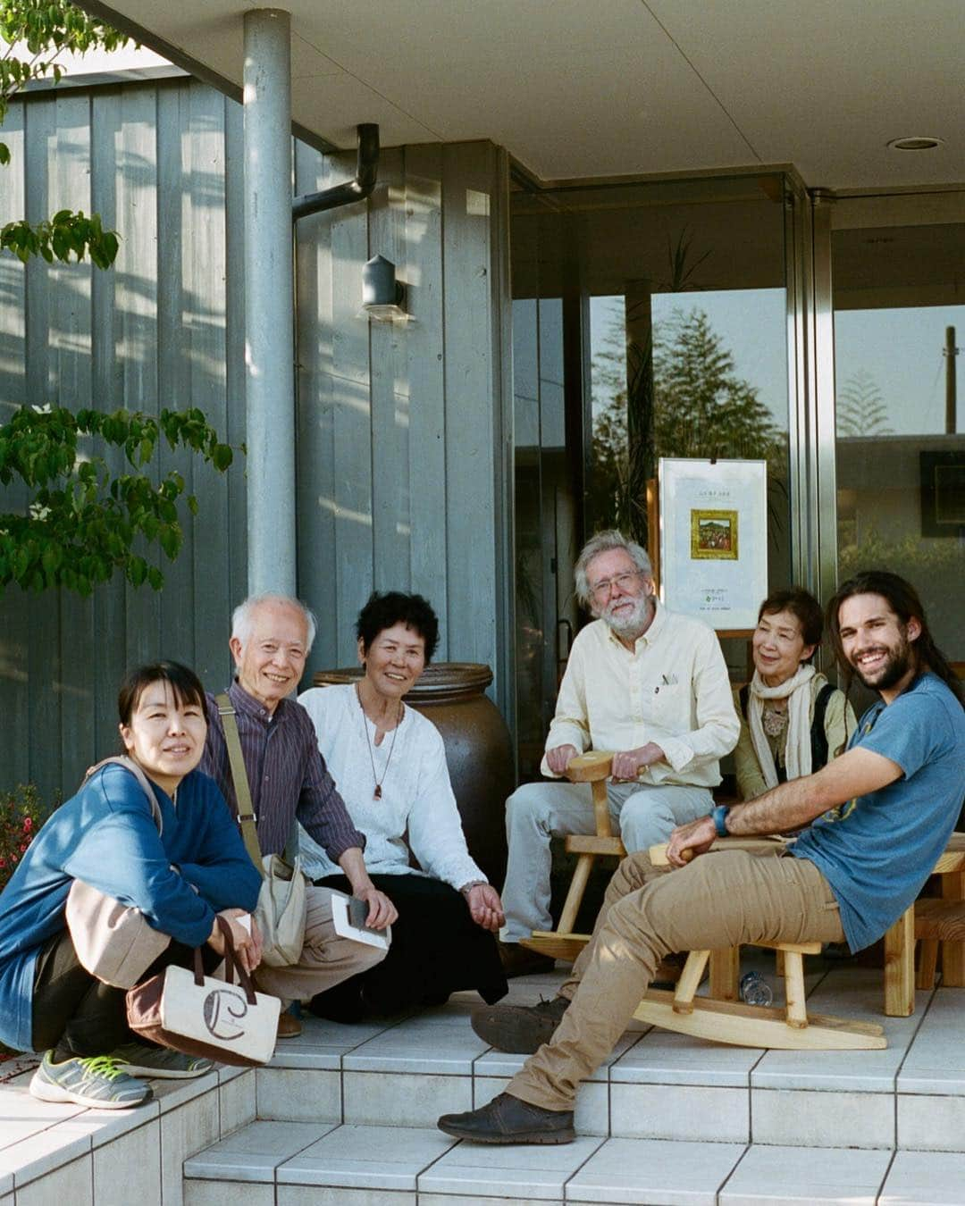 阿部裕介さんのインスタグラム写真 - (阿部裕介Instagram)「明日から、高知蔦屋書店にて、写真集の発売イベントが始まります。 去年のこの季節に高知を訪れたことがきっかけとなり、自信を持って発表できる写真集が完成しました！  写真は、初めて高知を訪れたときの写真です。  #高知家 #高知 #仁淀川 #仁淀ブルー #写真集」5月6日 13時07分 - abe_yusuke