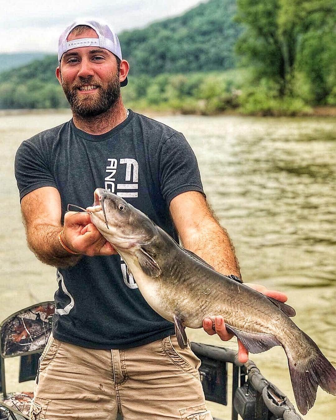 Filthy Anglers™さんのインスタグラム写真 - (Filthy Anglers™Instagram)「Happy Sunday! I hope everyone enjoyed their weekend and got out to fish. Team Filthy member Mike Monroe @mmonroe369 posing with a fish we honestly don’t post much of, a Filthy catfish. We don’t discriminate on fish here but we just don’t see them to often. Great looking photo and catch Mike, you are Certified Filthy www.filthyanglers.com #fishing #catfish #angler #filthyanglers #catchandrelease #bassfishing #noodling #bigbass #bassfishing #family #fishingislife #teamfilthy #hunting #nature #outdoors」5月6日 5時30分 - filthyanglers