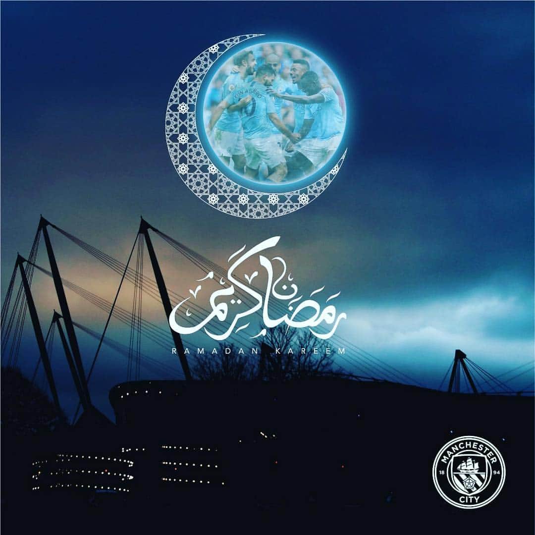 バンジャマン・メンディのインスタグラム：「Ramadan kareem to all our brothers & sisters 🤲🏿🕋🕌」