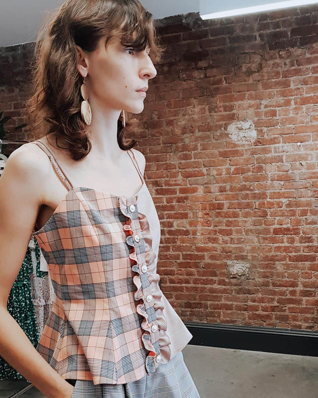 LIECOLLECTIONさんのインスタグラム写真 - (LIECOLLECTIONInstagram)「What to wear this week? Shop the Double-Strap Plaid Bustier to add to your perfect Spring look 🌹  #liecollection #ss19 #newcollection #runway #LIElook #ruffle #plaid #repost #springtop #nyc #collection #LIE #fashion #edits #lifeisexpression #workweekstyle #whattodo #dressed #look #라이컬렉션」5月6日 6時00分 - liecollection_