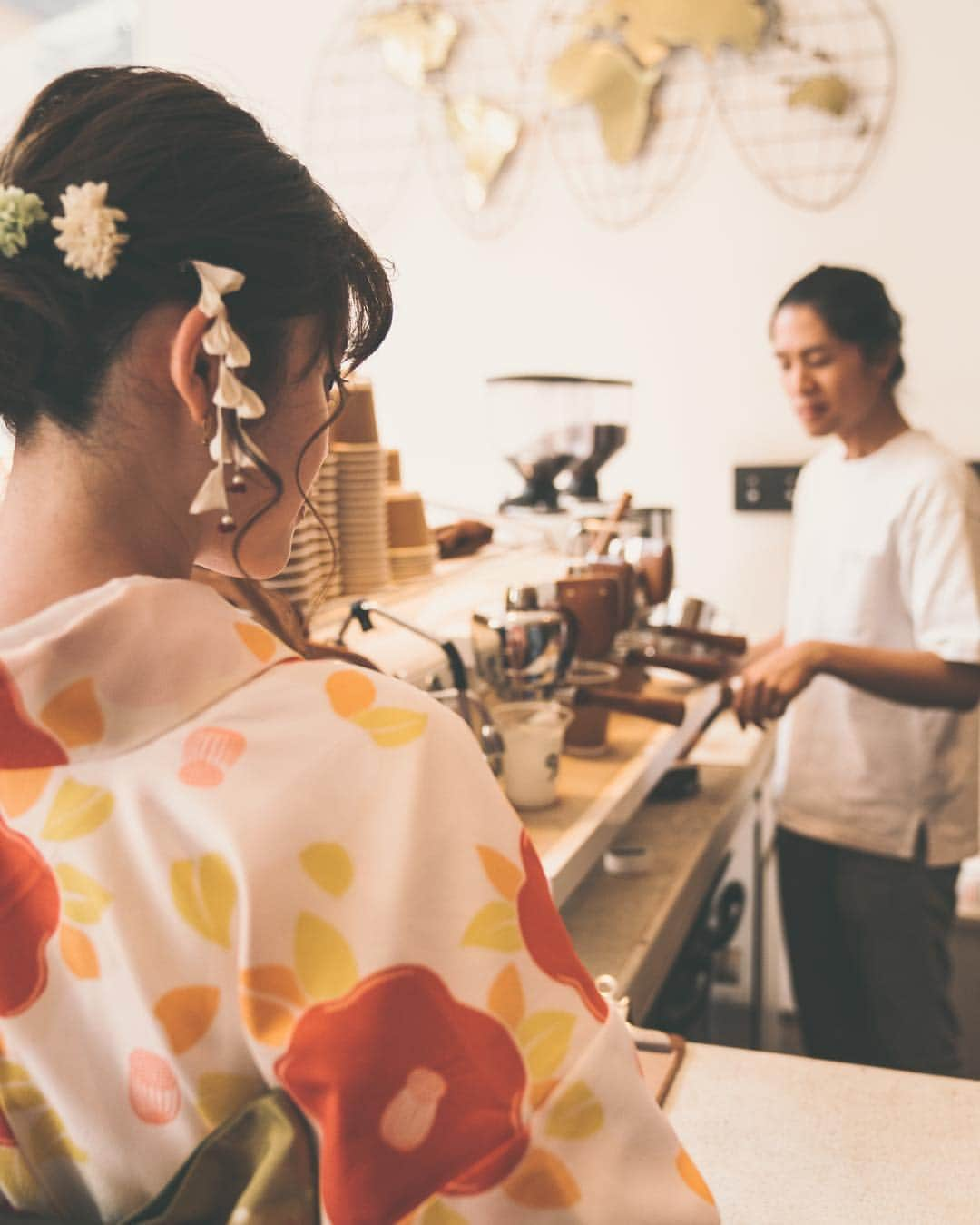 山口淳一さんのインスタグラム写真 - (山口淳一Instagram)「Arabica Monday has started! 月曜日やのにまだ休みとは… - - #ΔRΔBICΔ #arabica #arabicakyoto #arabicakyotoarashiyama #arabicakyotofujiidaimaru #arashiyama #fujidaimaru #coffee #espresso #latte #latteart #baguette #日本 #京都 #アラビカ #アラビカ京都 #アラビカ京都嵐山 #アラビカ京都藤井大丸 #コーヒー #ロースター #エスプレッソ #ラテ #ラテアート #art #京都カフェ」5月6日 8時00分 - junichi_yamaguchi