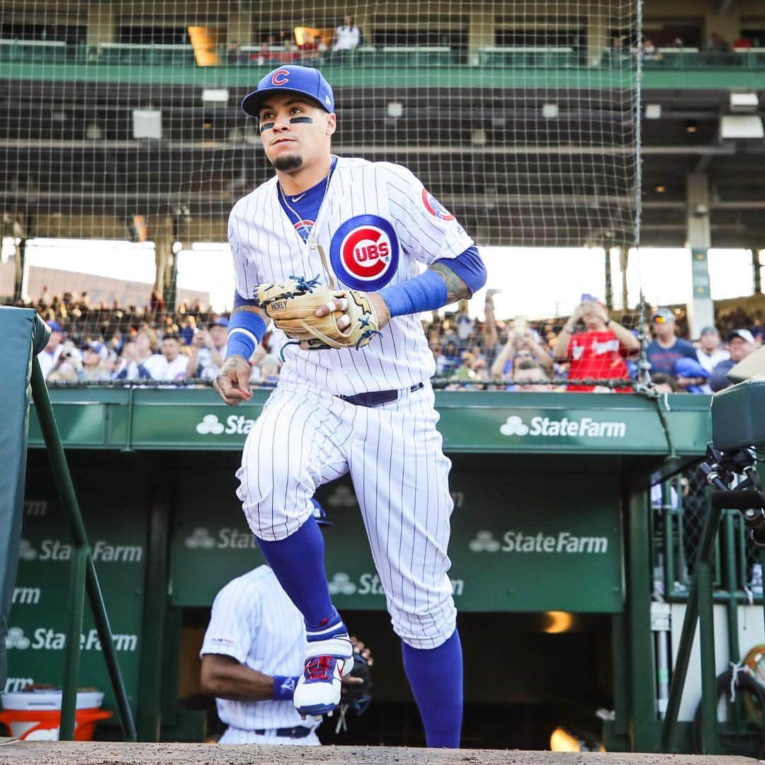 シカゴ・カブスさんのインスタグラム写真 - (シカゴ・カブスInstagram)「The Sunday night stage. #EverybodyIn」5月6日 8時19分 - cubs