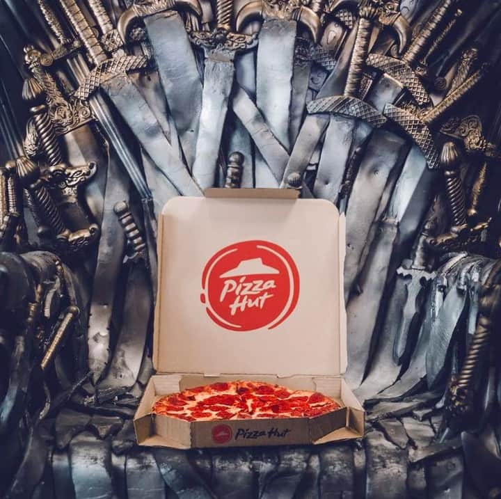 Pizza Hutさんのインスタグラム写真 - (Pizza HutInstagram)「Spoiler alert 👀.」5月6日 8時55分 - pizzahut