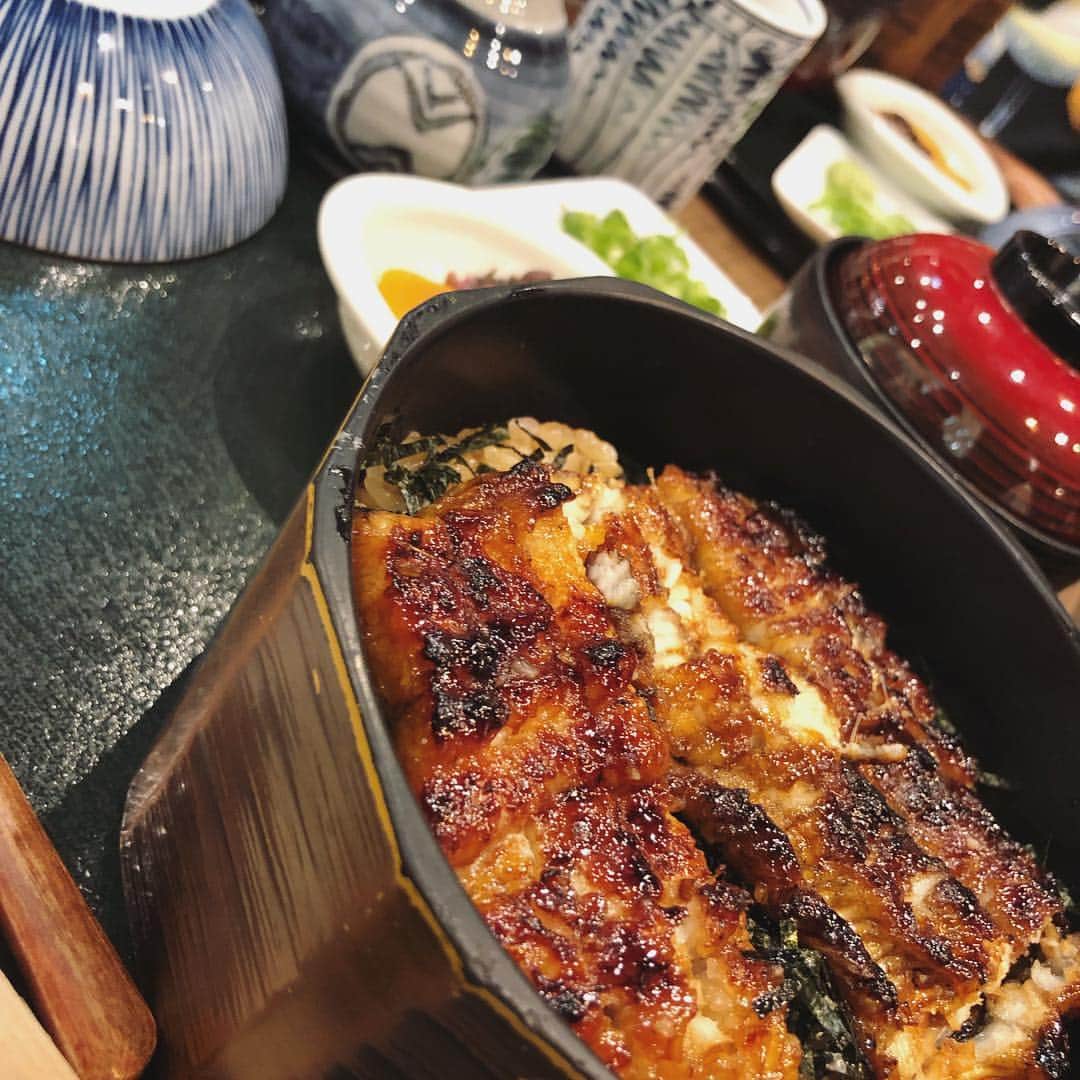 田中美晴さんのインスタグラム写真 - (田中美晴Instagram)「名古屋旅。 楽しかった、食べるの大好き。 食い意地が。。笑 ひつまぶしが美味しすぎました😍 ＊ Travel to Nagoya. It was fun, I love to eat.  The Hitsumabushi was the most delicious😍 ＊ 我去名古屋旅行了。 我很开心。 我喜欢吃东西。 Hitsumabushi 是最美味的。 #旅 #名古屋 #観光 #グルメ旅 #自転車旅 #ひつまぶし #矢場とん #小倉トースト #台湾ラーメン味仙」5月6日 9時18分 - tnk_miharu