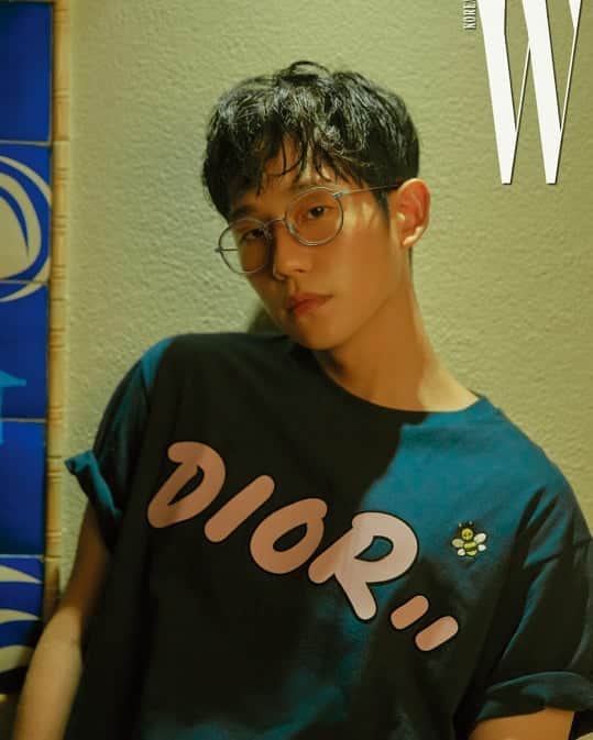 Just a girlさんのインスタグラム写真 - (Just a girlInstagram)「Jung Hae In @holyhaein 💙 for W Korea March 2019. 📸 by Kim Hee June . . . . . .  #정해인 #JungHaeIn #koreanactor#oppa #추천멘토 #치위생사 #간호사 #직장인부업 #미용인 #미용 #연남동카페 #연남동맛집 #신혼여행 #신혼 #신혼부부 #おしゃれ #オシャレ #いいね返し #フォロー #韓国人 #韓国 #セルカ #自撮り #ファッション #フォ」5月6日 9時20分 - cecithegirl