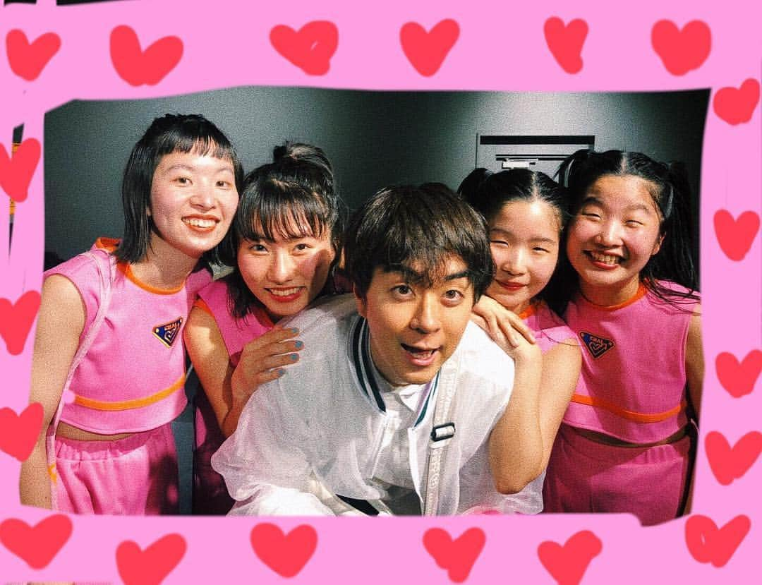 ユウキさんのインスタグラム写真 - (ユウキInstagram)「きのうの関ジャムみてくれた人？ハーイ🙋‍♀️🙋‍♀️🙋‍♀️ だいすきヒャダインが うれしいことゆってくれた🥰  CHAIはヒャダインLOVEなんだ〜❤️️ そしてあしたはついにジャパンさよなら！ しばしヨーロッパいくよ❤️❤️ かえってきたらジャパントゥアーたのしみにしててね💛 #chaiband #neoかわいい #コンプレックスはアートなり」5月6日 9時49分 - yuukichan2