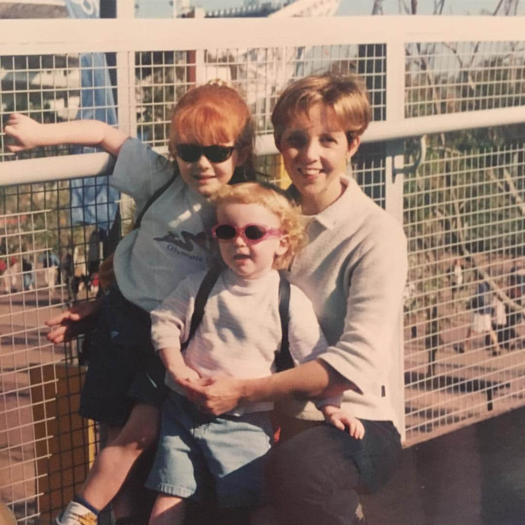 ケイティ・パスフィールドさんのインスタグラム写真 - (ケイティ・パスフィールドInstagram)「Happy Birthday Mumma! You made it half a century! Thanks for being the ab to my fab, the mr G to my Jamie, and the Kath to my Kim. You’re outrageous in all the best ways - keep being awesome 💕」5月6日 10時22分 - katiepasfield