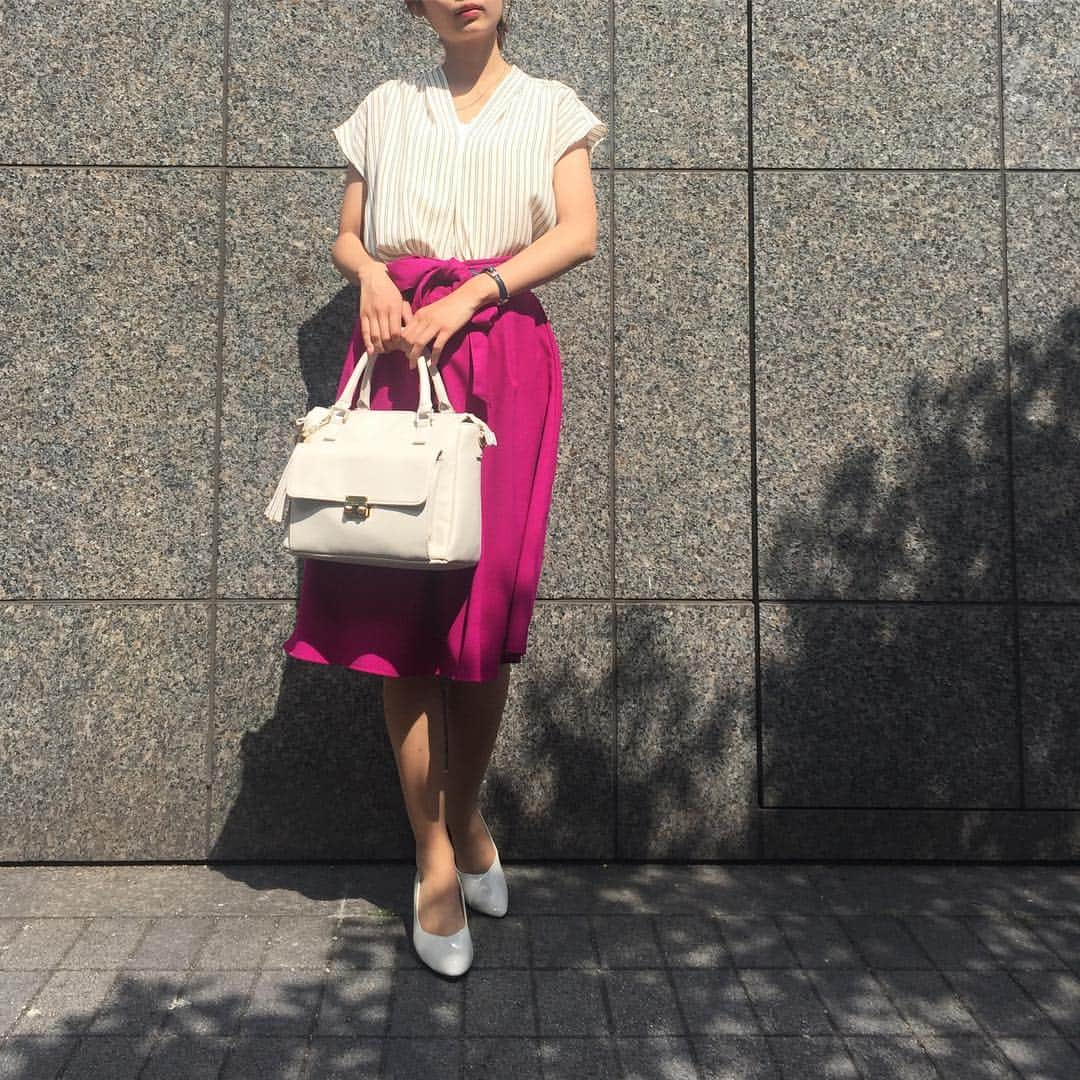 ropepicnic_credokayama さんのインスタグラム写真 - (ropepicnic_credokayama Instagram)「． tops ¥2,990＋tax skirt ¥3,990＋tax ． #ロペピクニック#クレド岡山#岡山#シンプルコーデ#カジュアルコーデ#ママコーデ#ママファッション#プチプラコーデ#プチプラファッション#大人女子#大人カジュアル#スタッフコーデ#お仕事コーデ#デートコーデ#きれいめコーデ#きれいめカジュアル#オフィスカジュアル#スカートコーデ#夏コーデ」5月6日 10時49分 - ropepicnic_credokayama