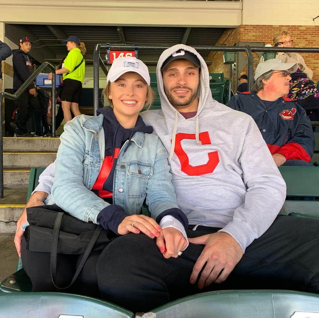 ラリー・ナンス・ジュニアさんのインスタグラム写真 - (ラリー・ナンス・ジュニアInstagram)「Great time watching my @indians today with @haileyalta .. Cleveland supporting Cleveland 🏀 x ⚾️」5月6日 10時46分 - larrydn7