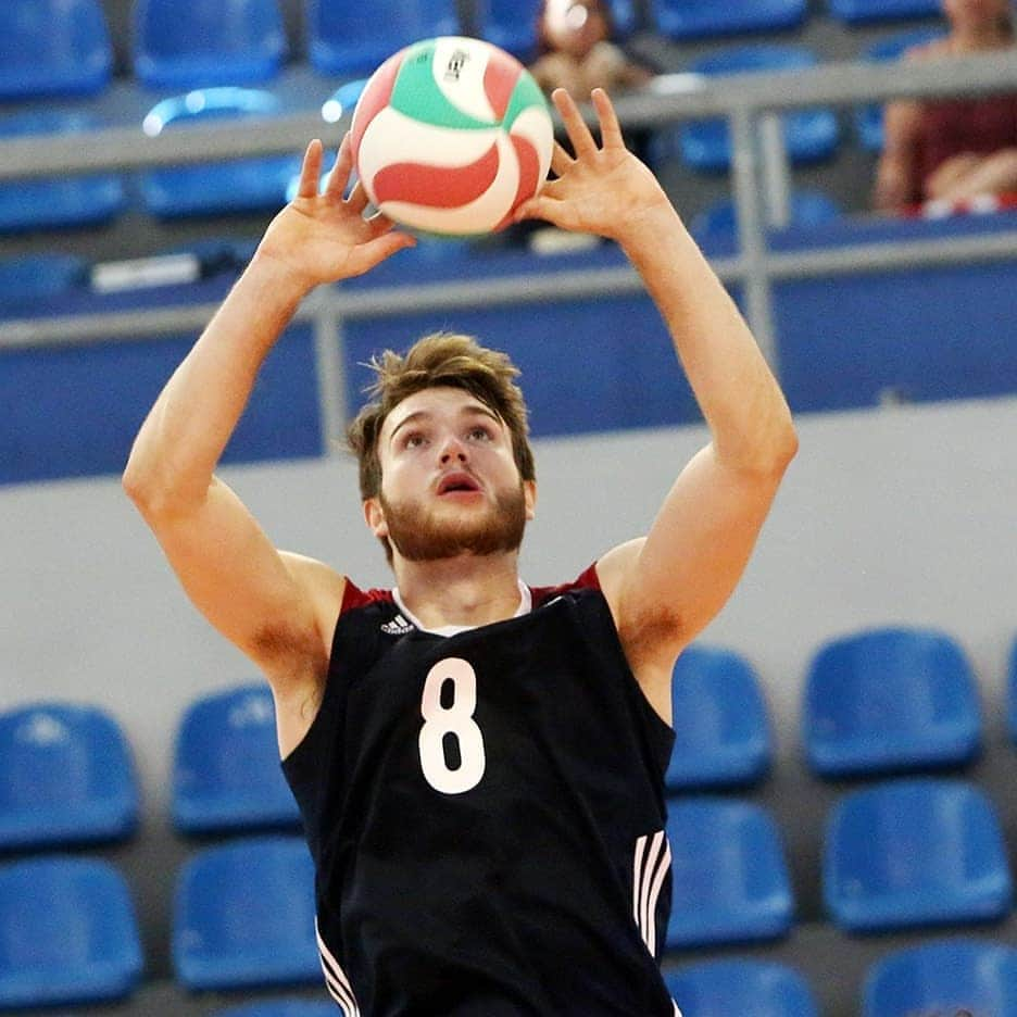 USA Volleyballさんのインスタグラム写真 - (USA VolleyballInstagram)「The Men's Junior National Team 🇺🇲 battled Puerto Rico 🇵🇷 on Sunday, but fell 27-25, 27-25, 21-25, 25-20 at the U21 Pan Am Cup in Peru. They're back in action Monday vs Dominican Republic 🇩🇴. --- @usav_hp @norcecainfo @spencejah14 #U21PanAmCup」5月6日 10時53分 - usavolleyball