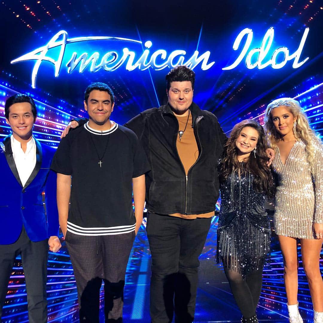 American Idolさんのインスタグラム写真 - (American IdolInstagram)「💙💙💙💙💙 #AmericanIdol」5月6日 11時12分 - americanidol