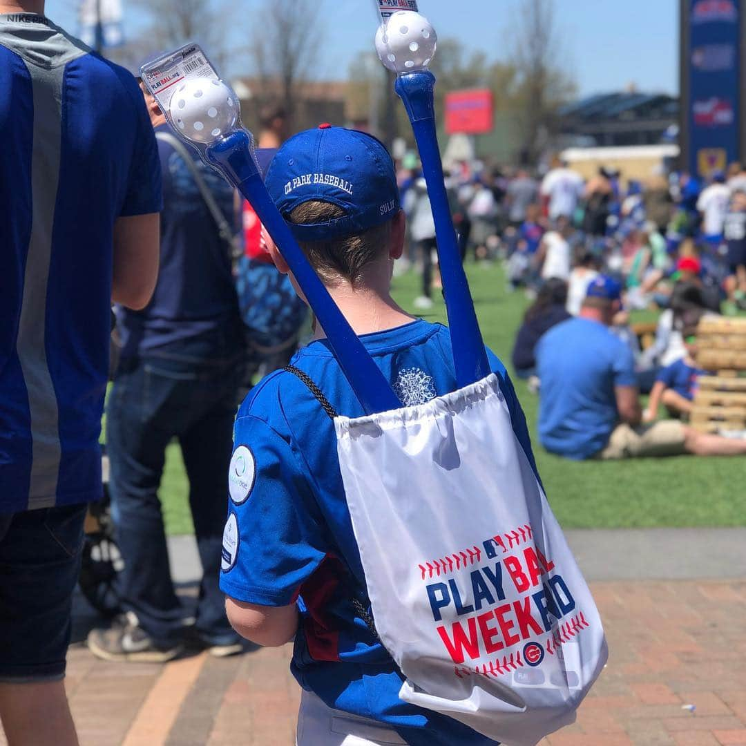 シカゴ・カブスさんのインスタグラム写真 - (シカゴ・カブスInstagram)「Had ourselves a ball today! #EverybodyIn #CubsCharities」5月6日 11時48分 - cubs