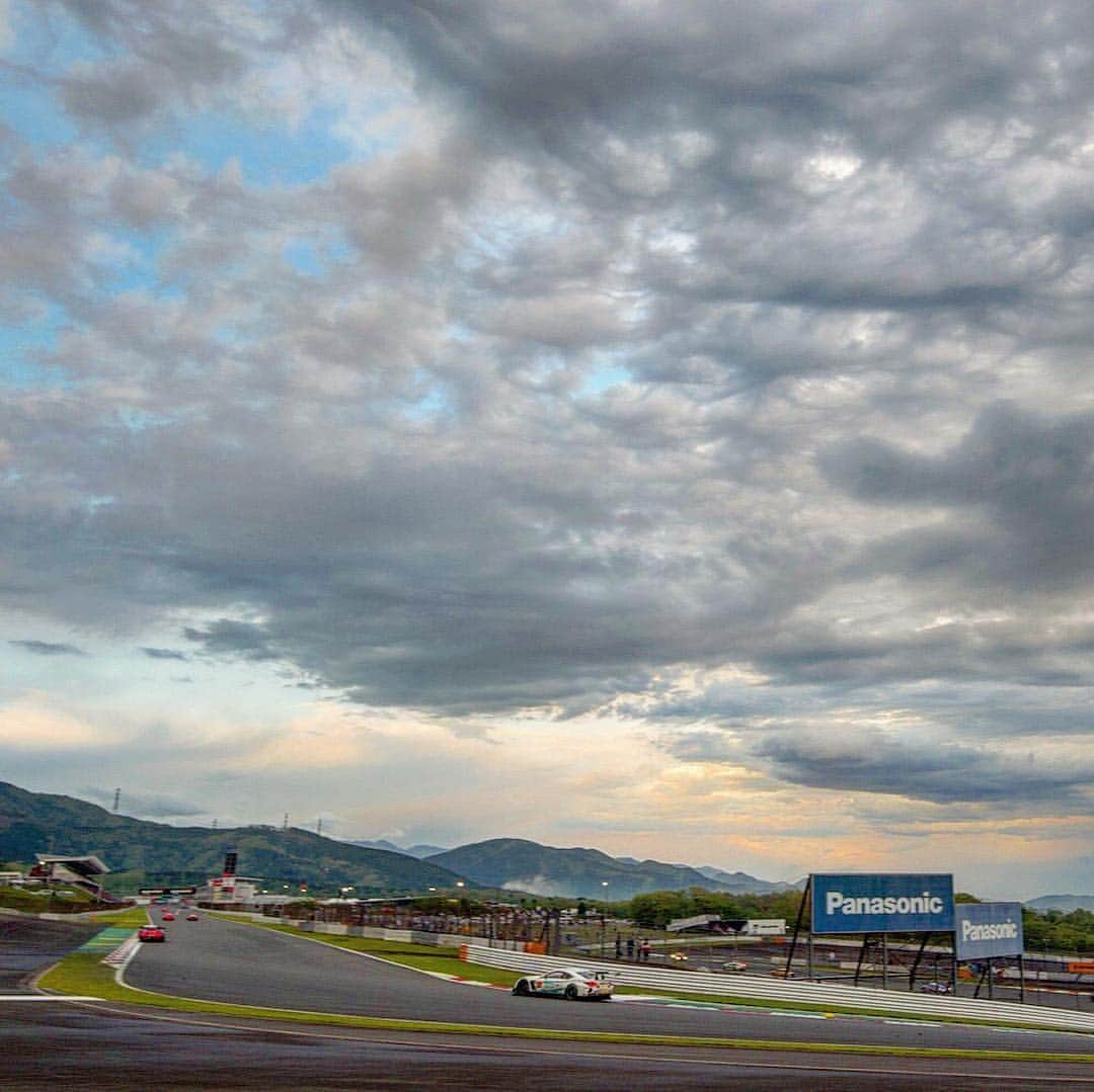 吉本大樹さんのインスタグラム写真 - (吉本大樹Instagram)「#令和元年 初レース 4/5/2019 #SuperGT 第2戦 #FSW #Fuji500km #LMcorsa #Lexus #RcfGT3 #ドミ肉 @domfarnbacher  #Photography by Naruse」5月6日 12時18分 - hiroyoshimoto