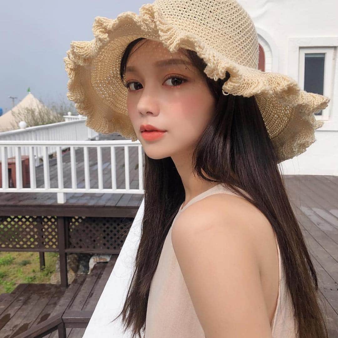 Chuuのインスタグラム：「여름 필수템🌴#chuuseoul」