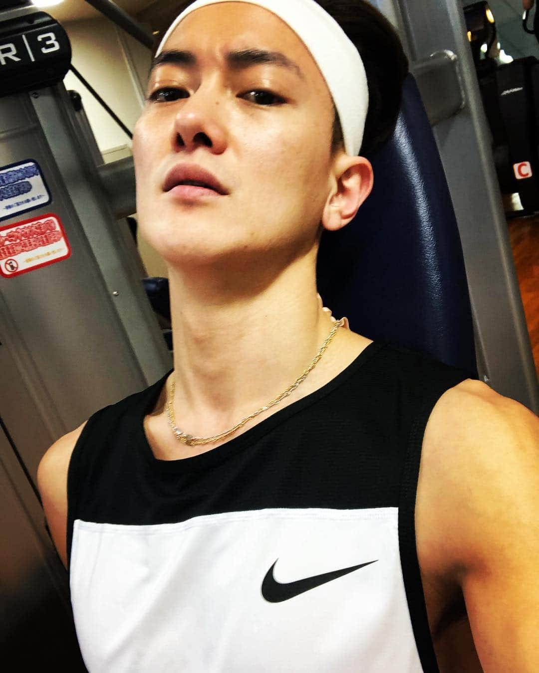 グァンス さんのインスタグラム写真 - (グァンス Instagram)「#令和 #初 #筋トレ #GYMTIME #Nike」5月6日 12時12分 - kwangsamak