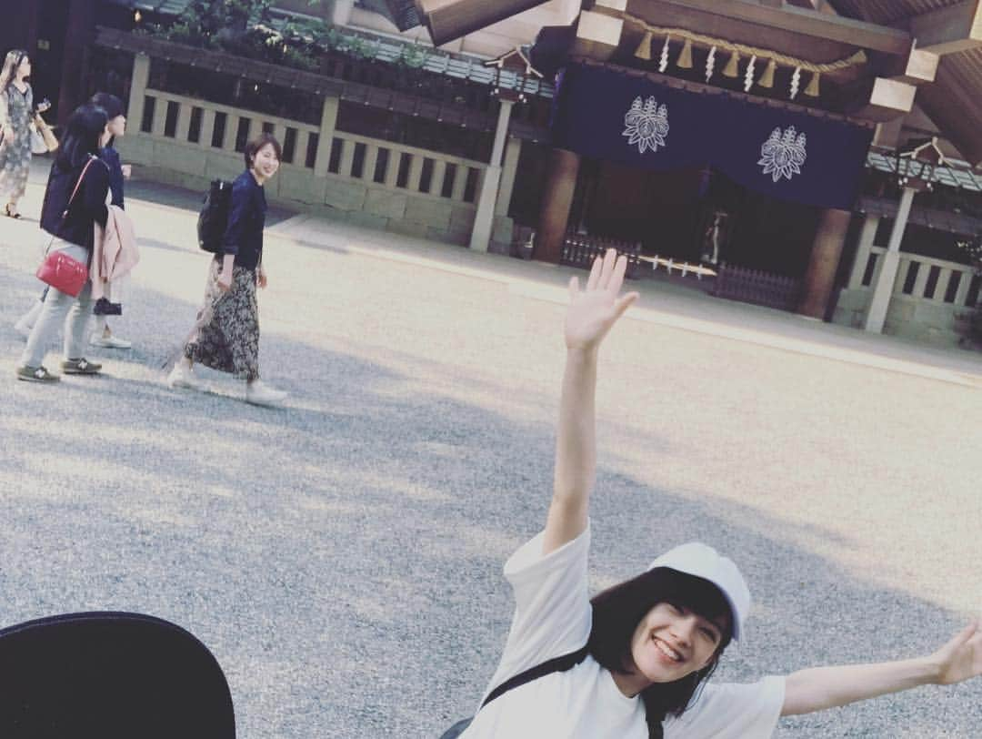 田中美晴さんのインスタグラム写真 - (田中美晴Instagram)「47都道府県の中から、くじ引きで旅行先を決めました。 当日に。笑 行き当たりばったりの旅、楽しかった（＾_＾） 海外も近々行きたい! ＊ We decided to travel by lottery. It was very exciting. I enjoyed traveling it. I want to go on a trip again. ＊ 我们决定抽签旅行。 那个特别有意思！ 我想再去旅行。 #くじ引き #旅行 #弾丸旅行 #名古屋 #travel #チャレンジ #冒険」5月6日 12時24分 - tnk_miharu