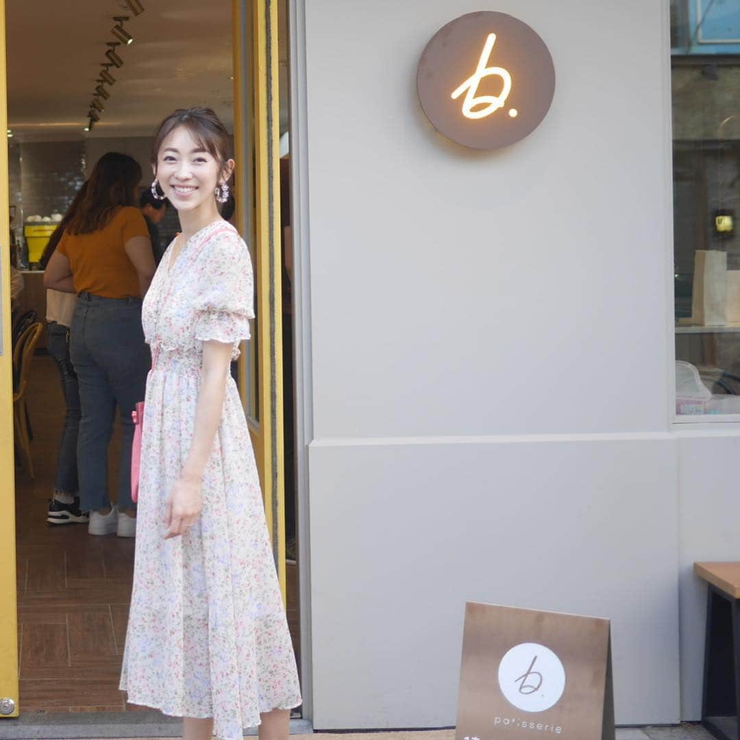 木本泉さんのインスタグラム写真 - (木本泉Instagram)「-﻿ 最近 美味しいパン屋さんがすごく増えているソウル🥐﻿ ﻿ サンフランシスコのパン屋さん﻿ "B.pâtisserie Seoul"﻿ ﻿ 人気のようで、すごい人でした👀﻿ クイニーアマンをtake out😋﻿ ﻿ #seoul#korea#izumi_trip#bakery#ソウルカフェ#カロスキルカフェ#カロスキルパン屋#bpatisserieseoul」5月6日 12時31分 - izumikimoto